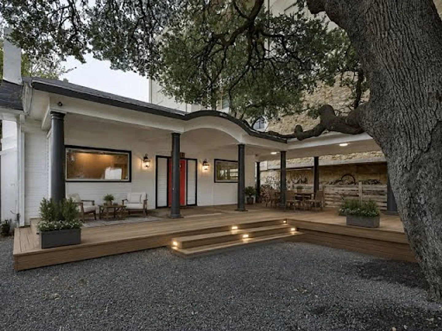 2511 San Gabriel — Photo 1