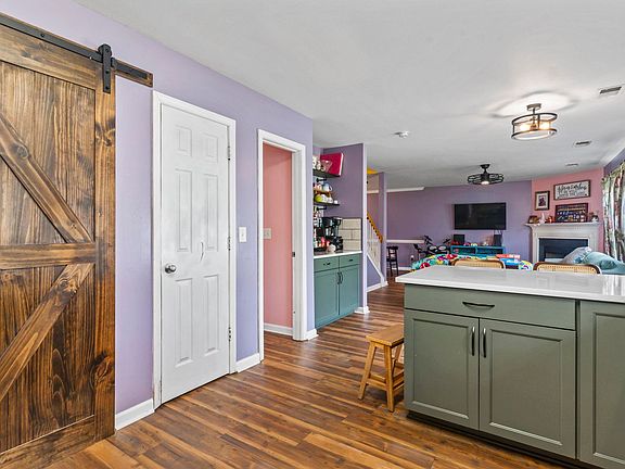 3rd image of 309 Winslow Ave.