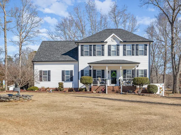 761 Raymond Dr, Clayton, NC 27527
