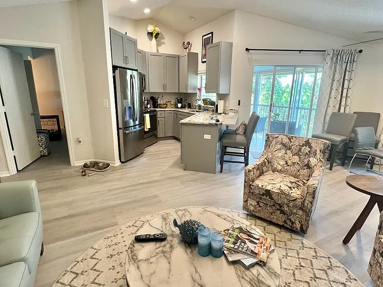 441 Quail Forest Blvd #A401 — Photo 1