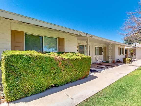 2nd image of 10382 W Deanne Dr