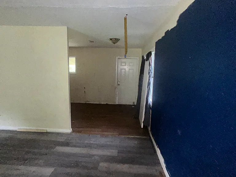 2 E Adams Dr — Photo 10