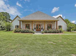 101 Bonne Vie Dr, Brandon, MS 39047