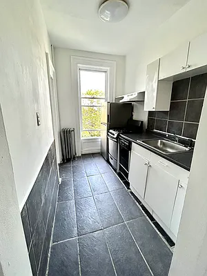 Rented by A P Realty Group NY LTD | media 14