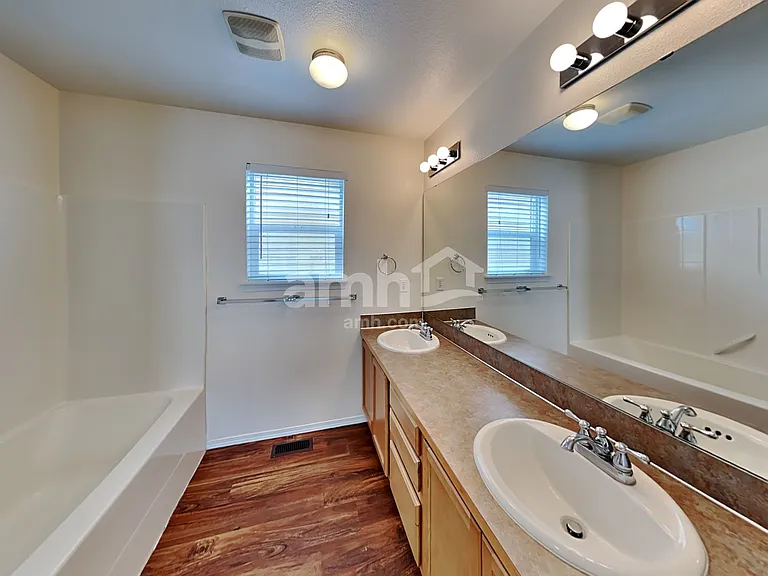 1639 182nd St E — Photo 11