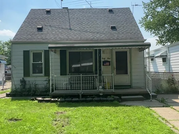 4412 Edgewood St, Dearborn Heights, MI 48125