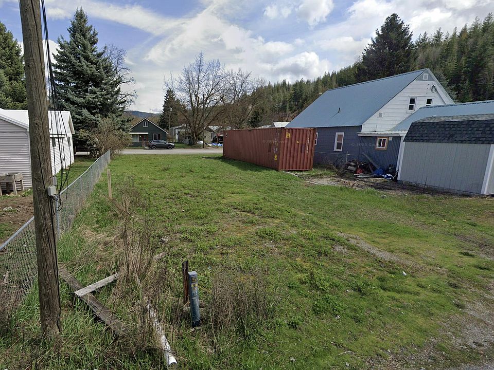 2nd image of 110 H St