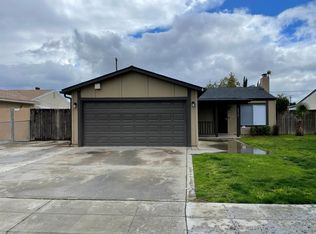 5914 E Robinson Ave, Fresno, CA