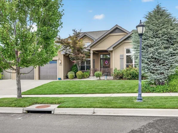 4023 Crystal Springs Dr, Medford, OR 97504