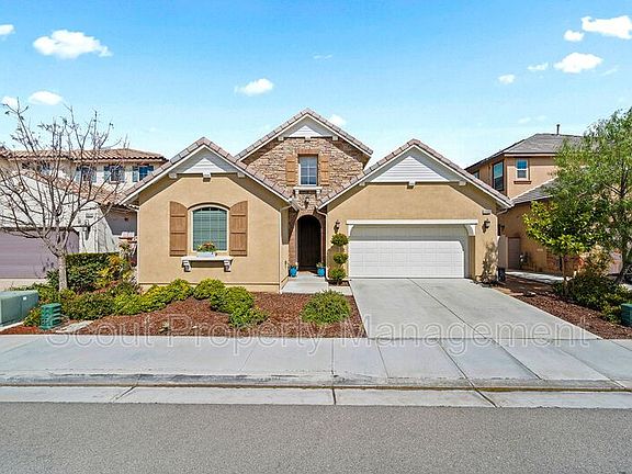 4th image of 31680 Sweetwater Cir