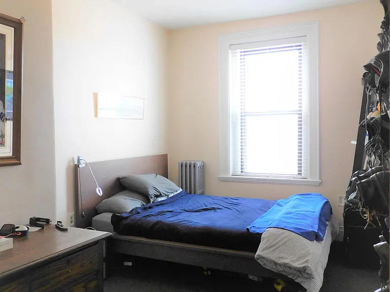 496 E Broadway #3 — Photo 13
