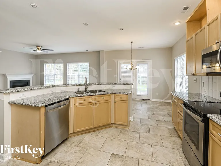 14124 Northridge Dr — Photo 8