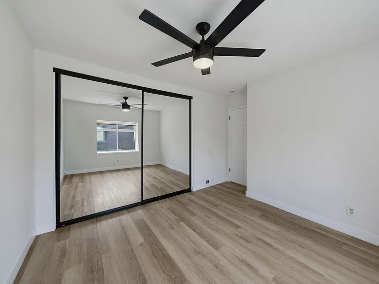 20368 Flora Ln — Photo 19