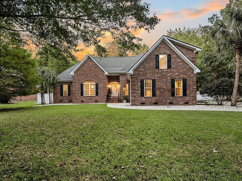 1st image of 3708 Colonel Vanderhorst Cir