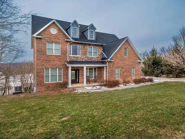 19 Garden Ln, Morgantown, WV 26501
