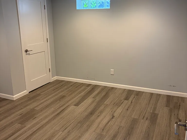 1481 Westminster Dr — Photo 20