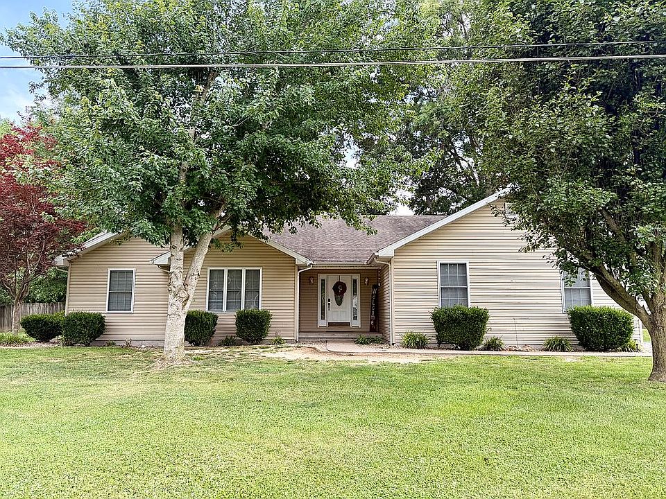 1st image of 813 Pawnee Dr