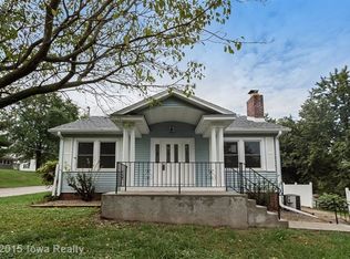 602 Pleasant View Dr, Des Moines, IA 50315