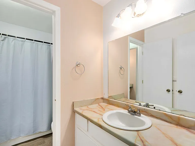 710 City Park Ave #D431 — Photo 11