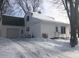 114 N 2nd St, Caledonia, MN 55921