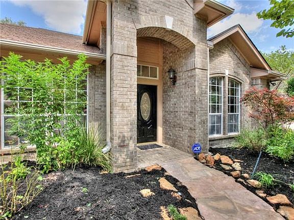3rd image of 1301 Brianna Ct
