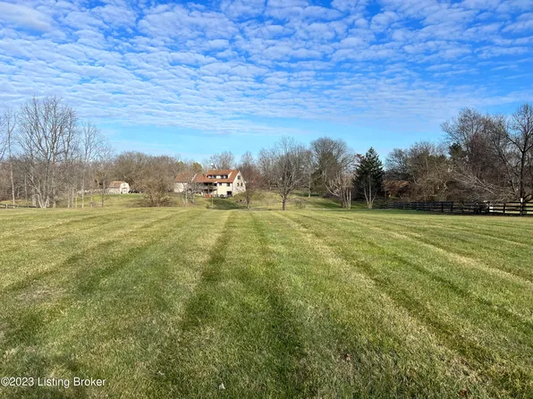 5507 Clover Ridge Dr, Crestwood, KY 40014