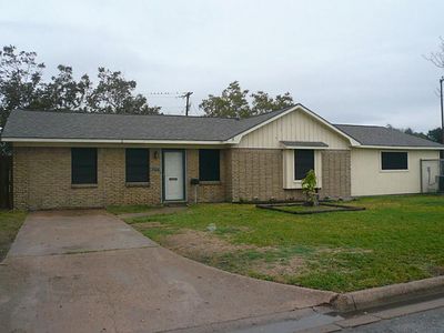 2404 2nd Ave S, Texas City, TX, 77590