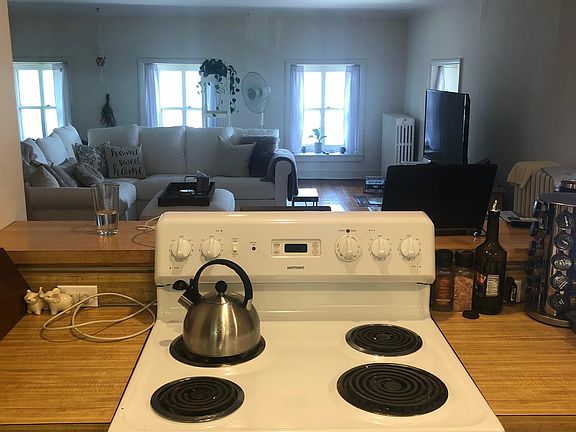 5th image of 7900 Germantown Ave APT 3b