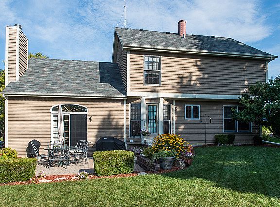 3rd image of 813 Francine Dr
