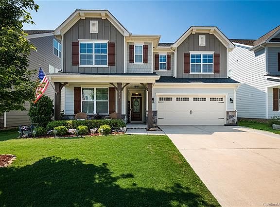 2nd image of 119 Creekside Crossing Ln