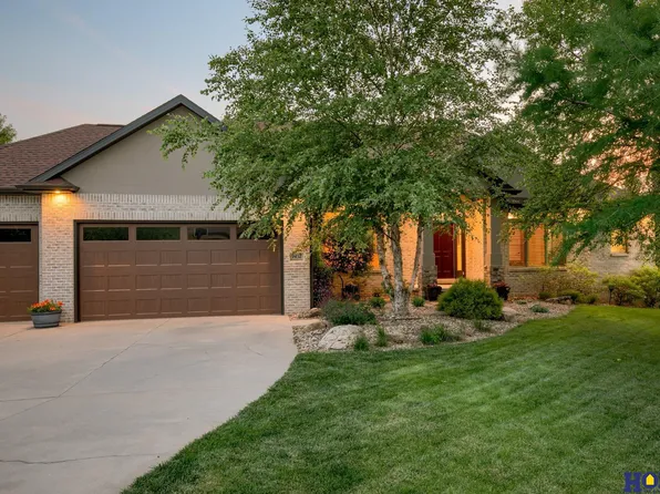 9457 Hollow Tree Ct, Lincoln, NE 68512