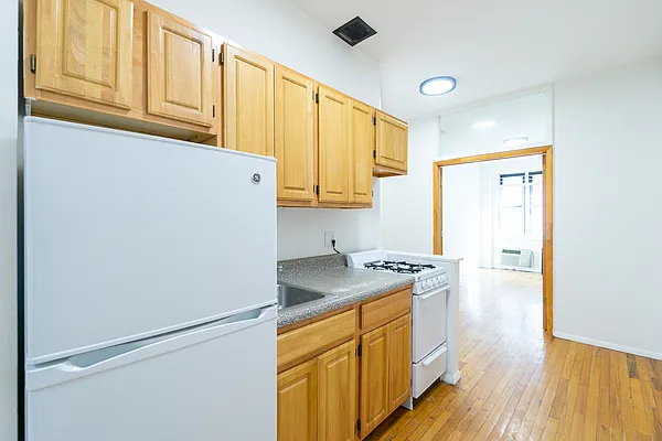 Rented by Compass | media 3