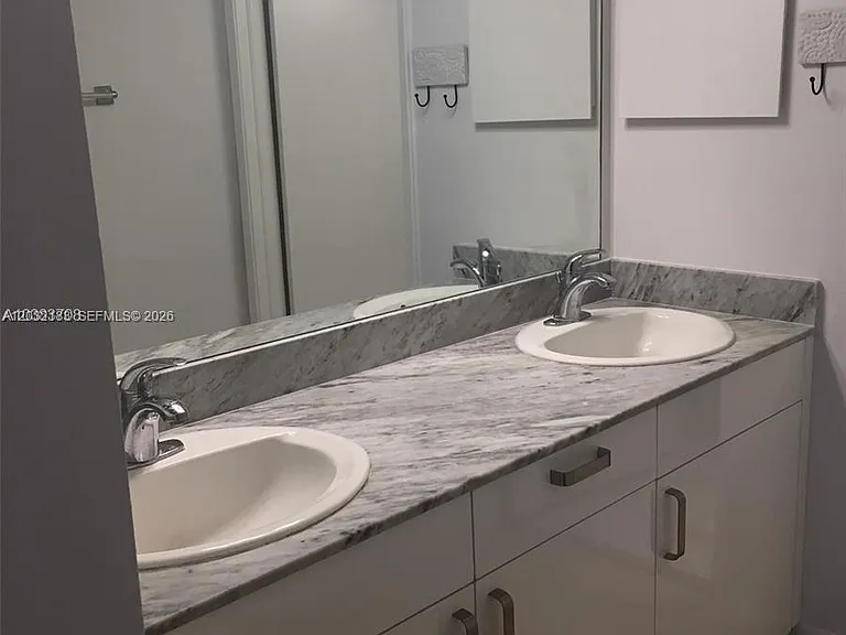 9341 Collins Ave #1006 — Photo 10