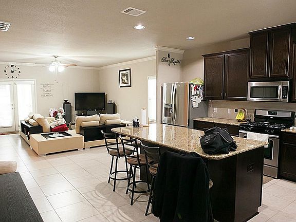 4th image of 19755 Crossfalls Ln