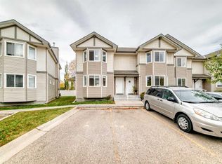 48 Royal Birch Vlg NW, Calgary, AB T3G 5V2