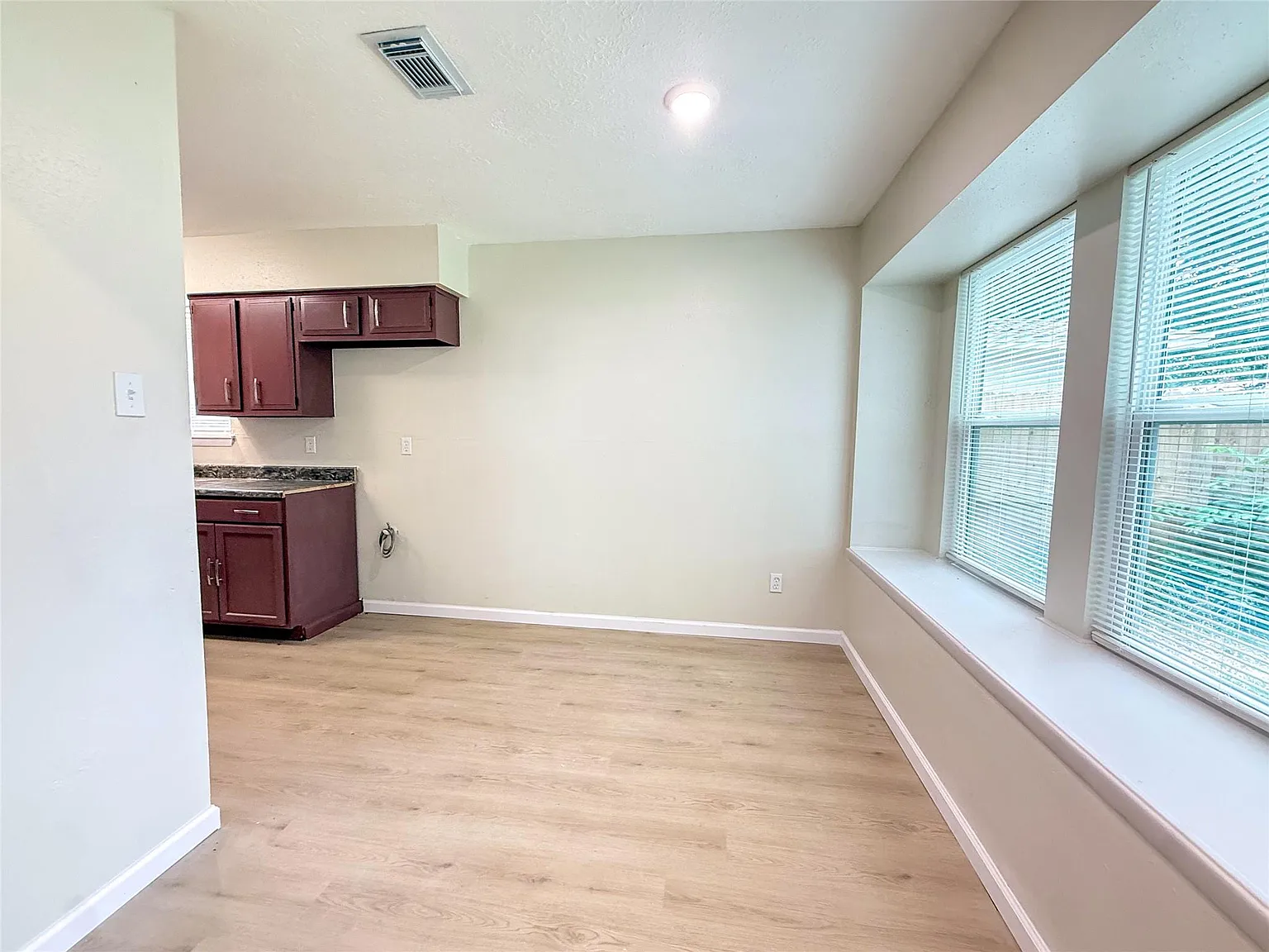 4 bed, 2.0 bath, 1480 sqft, $1,775 — Photo 4