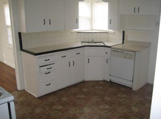 205 Oscar St, Taylor, TX 76574
