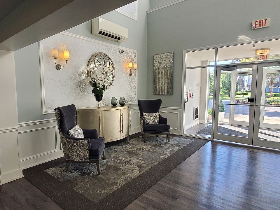 Entrance to building lobby