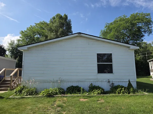 2631 W Campbell Ct #311, Highland, MI 48357