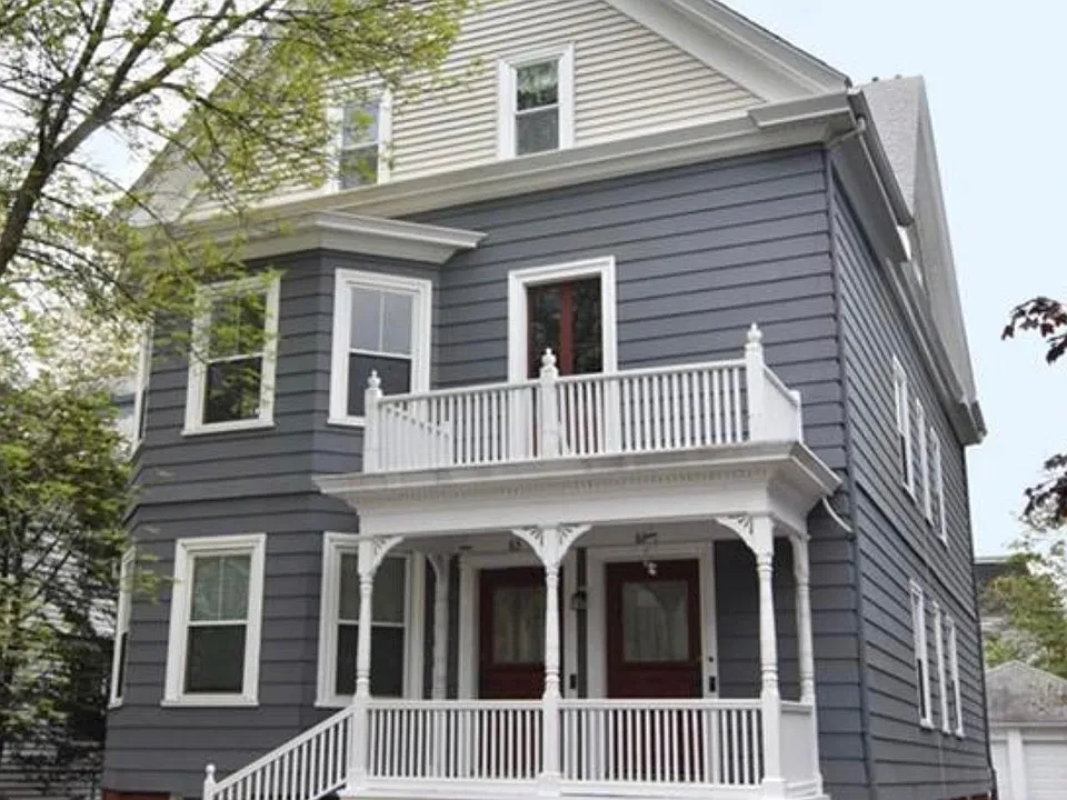 61 E Manning St #3