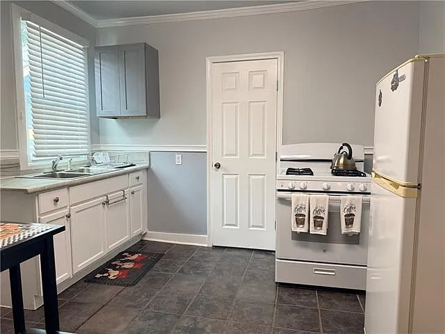 1 bed, 1.0 bath, 600 sqft, $1,050 — Photo 4