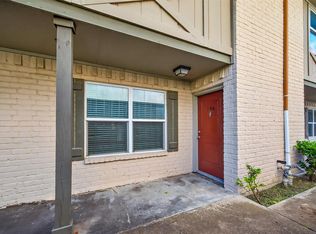 1701 Upland Dr APT 184, Houston, TX 77043