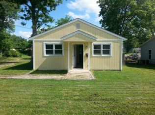 402 W 5th St, Holden, MO 64040
