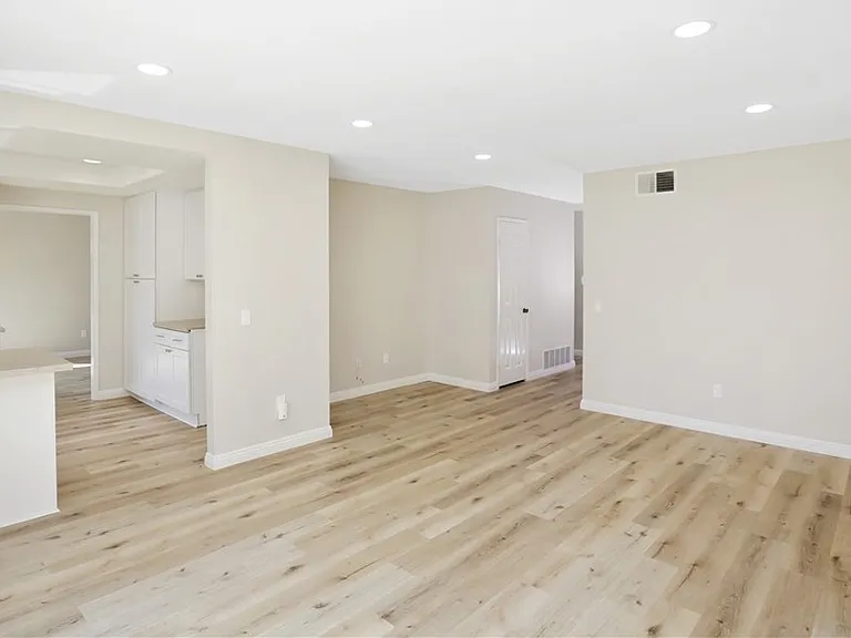 3 Southsand — Photo 9