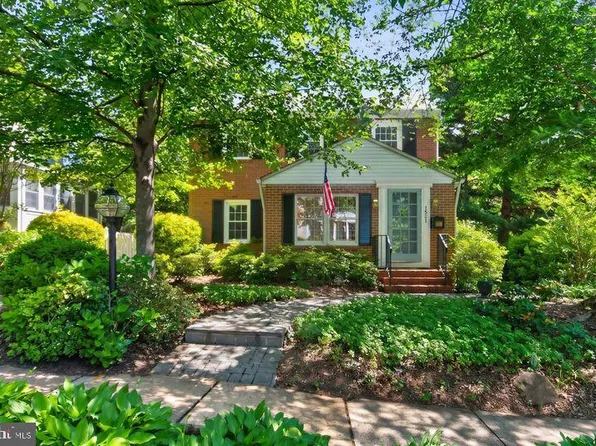 1521 N Kenilworth St, Arlington, VA 22205