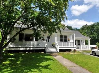 75 Trinity Ave, Worcester, MA 01605