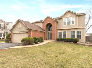 7 Pampas Ct, Bolingbrook, IL 60490