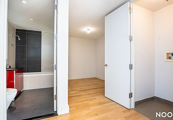 5th image of 114 Troutman St #441