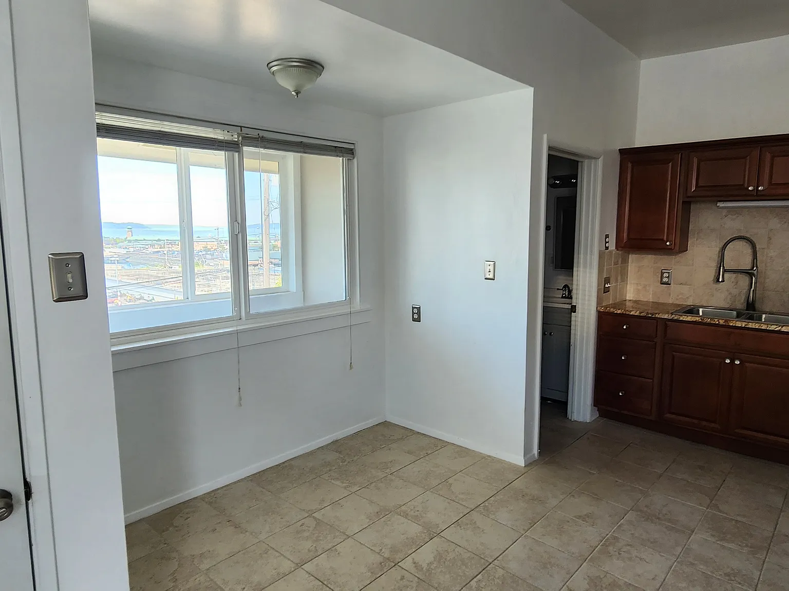1 bed, 650 sqft, $2,250 — Photo 3