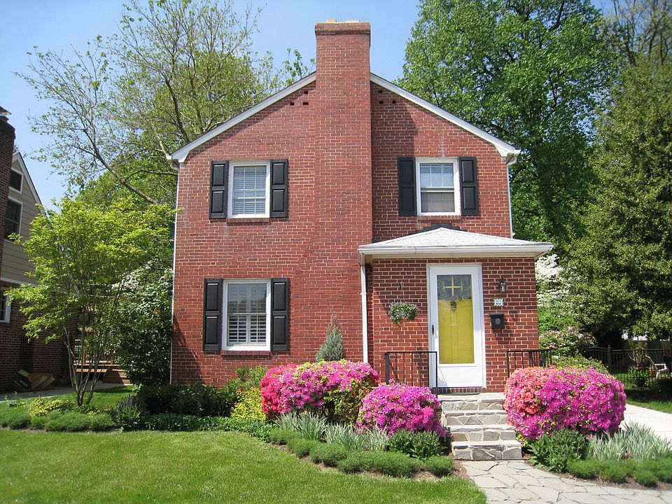 3 BR 1.5 BA